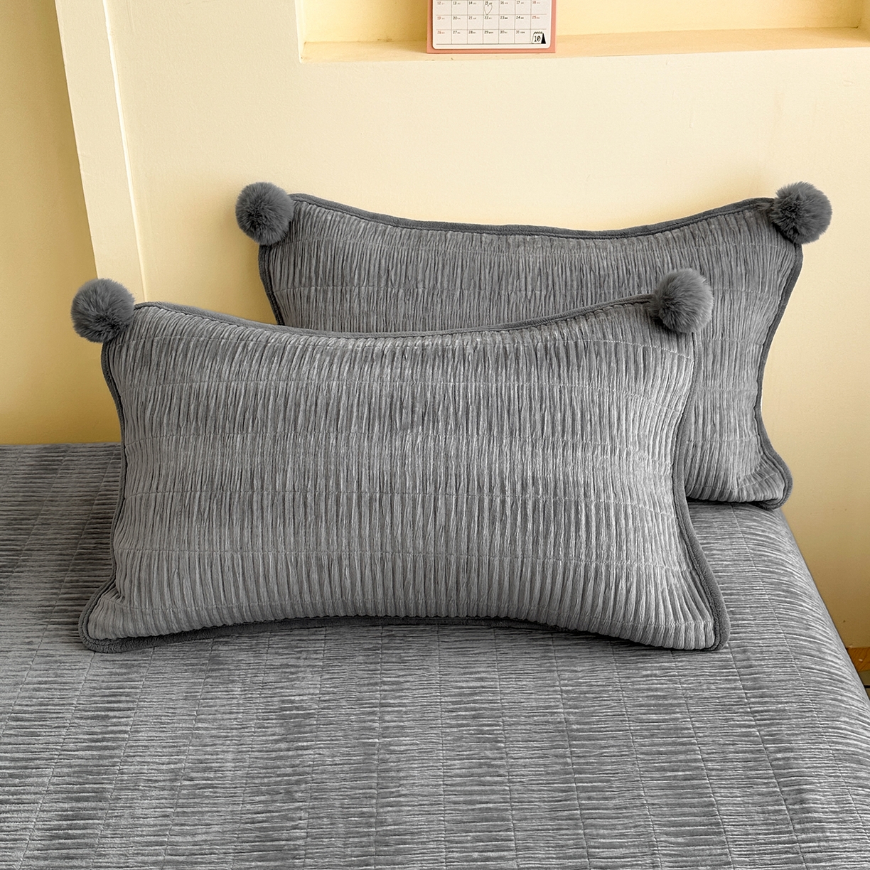 91家纺网 家纺一手货源 找家纺 寐居家纺 2025新款婴儿皱皱绒纯色床盖三件套 青岚-星夜灰