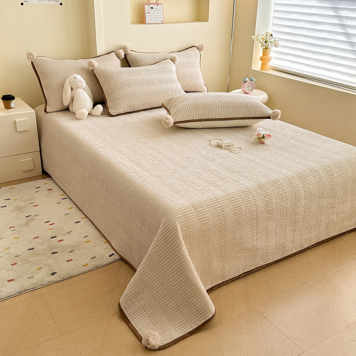 91家纺网 家纺一手货源 找家纺 寐居家纺 2025新款婴儿皱皱绒纯色床盖三件套 青岚-杏仁白