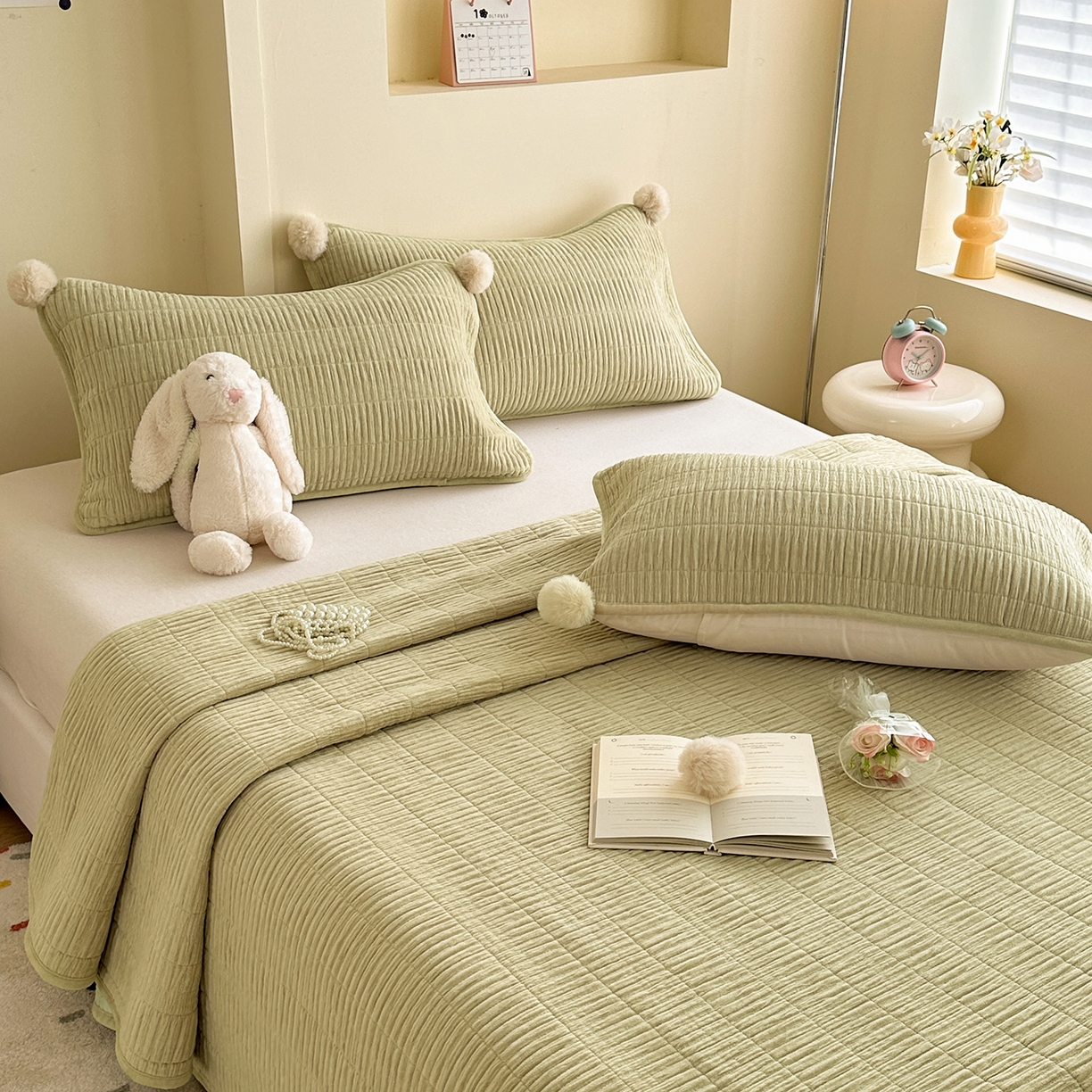 91家纺网 家纺一手货源 找家纺 寐居家纺 2025新款婴儿皱皱绒纯色床盖三件套 青岚-苹果绿