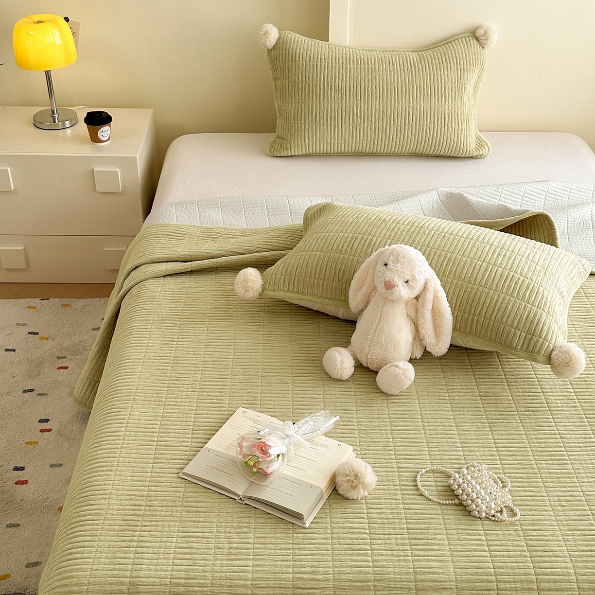 91家纺网 家纺一手货源 找家纺 寐居家纺 2025新款婴儿皱皱绒纯色床盖三件套 青岚-苹果绿