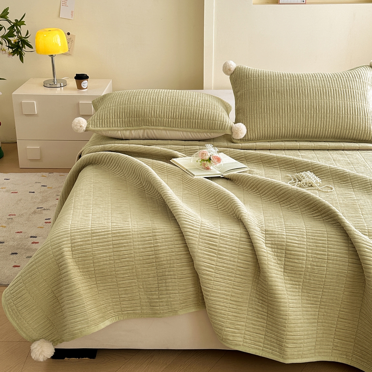 91家纺网 家纺一手货源 找家纺 寐居家纺 2025新款婴儿皱皱绒纯色床盖三件套 青岚-苹果绿