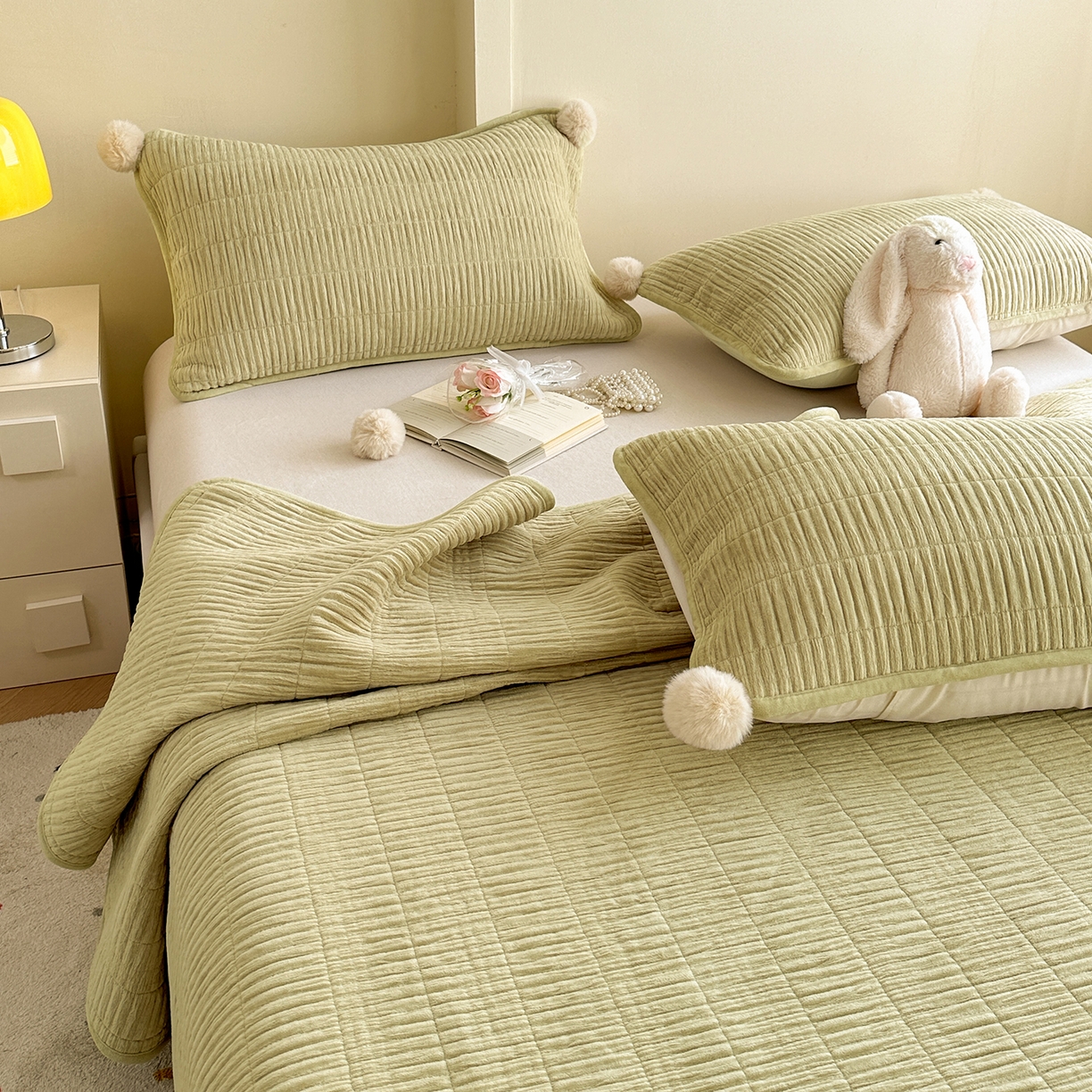 91家纺网 家纺一手货源 找家纺 寐居家纺 2025新款婴儿皱皱绒纯色床盖三件套 青岚-苹果绿