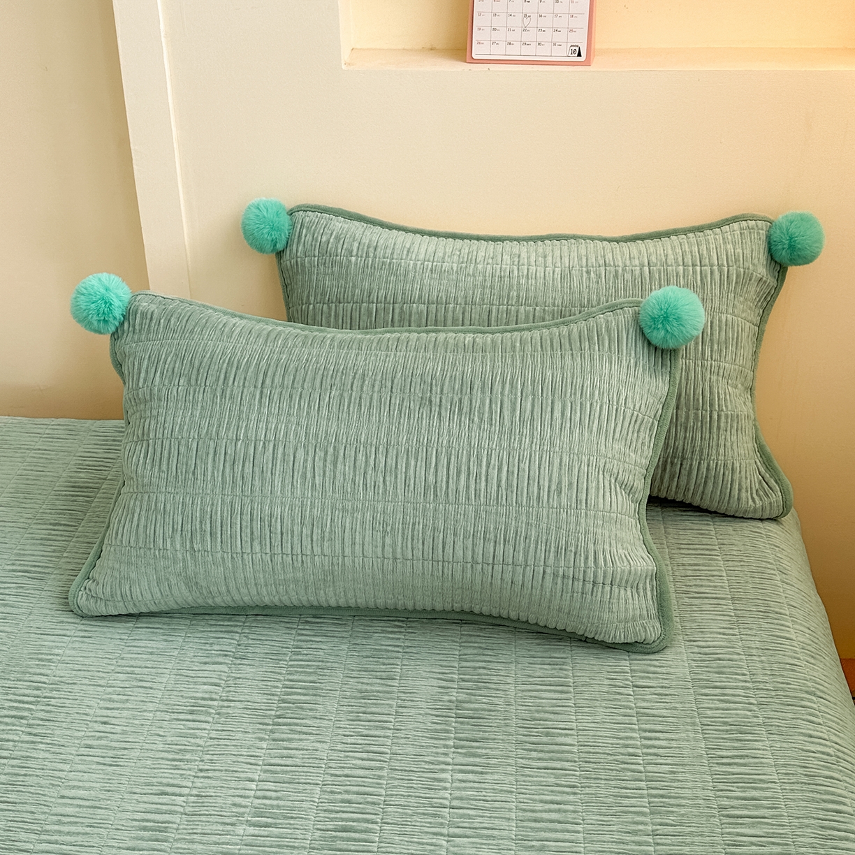 91家纺网 家纺一手货源 找家纺 寐居家纺 2025新款婴儿皱皱绒纯色床盖三件套 青岚-田园绿