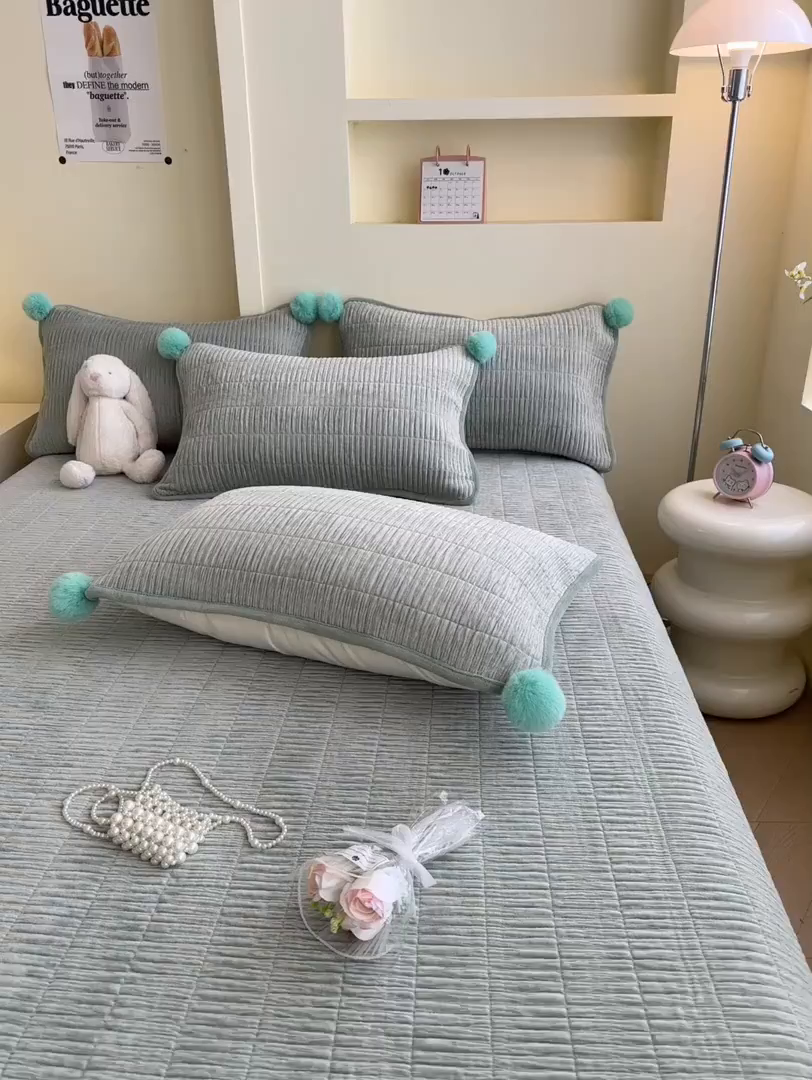 91家纺网 家纺一手货源 找家纺 寐居家纺 2025新款婴儿皱皱绒纯色床盖三件套 青岚-田园绿