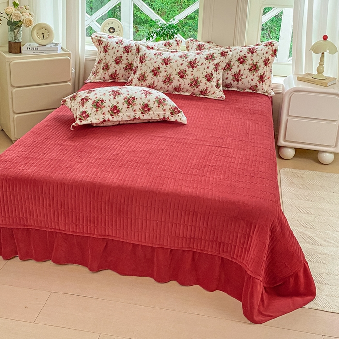 91家纺网 家纺一手货源 找家纺 梦可莱家居 2025冬新款牛奶绒加厚保暖花边床盖四件套系列简单款 梨花落AA