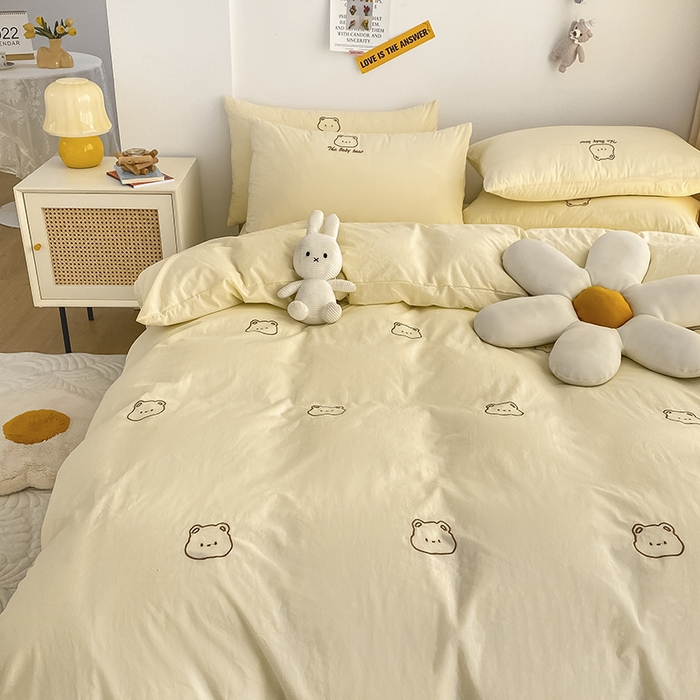 91家纺网 家纺一手货源 找家纺 琪格格纺织 2025新款40s全棉纯棉小熊绣花系列四件套 嘟嘟熊 奶油黄