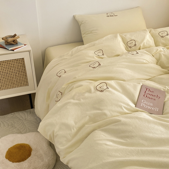 91家纺网 家纺一手货源 找家纺 琪格格纺织 2025新款40s全棉纯棉小熊绣花系列四件套 嘟嘟熊 奶油黄