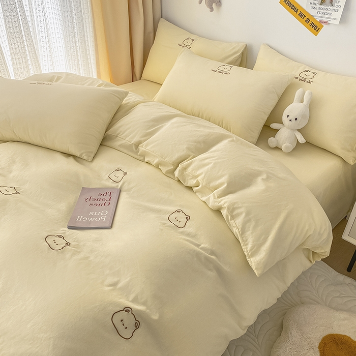 91家纺网 家纺一手货源 找家纺 琪格格纺织 2025新款40s全棉纯棉小熊绣花系列四件套 嘟嘟熊 奶油黄