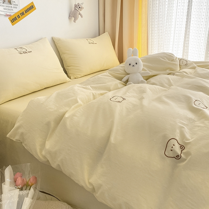 91家纺网 家纺一手货源 找家纺 琪格格纺织 2025新款40s全棉纯棉小熊绣花系列四件套 嘟嘟熊 奶油黄