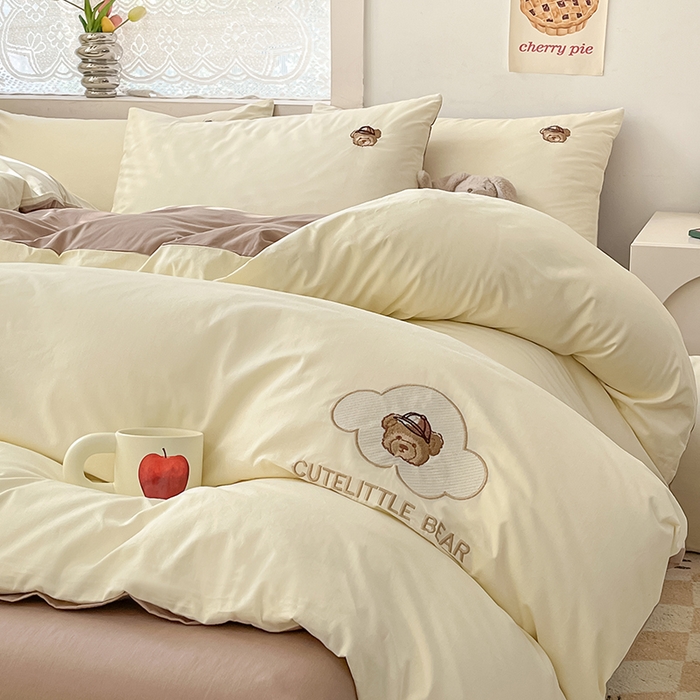 91家纺网 家纺一手货源 找家纺 琪格格纺织 2025新款40s全棉纯棉小熊绣花系列四件套 奶油熊-米白咖