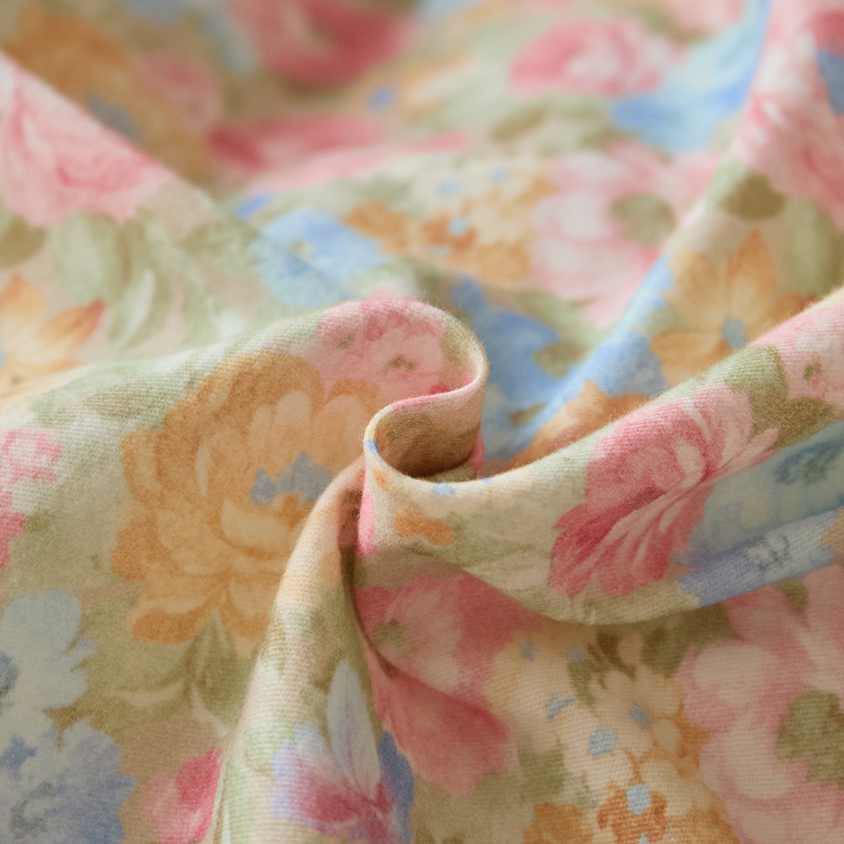 91家纺网 家纺一手货源 找家纺 （总）蓝邻家纺 2025新款全棉磨毛刺绣四件套-小熊油画风系列