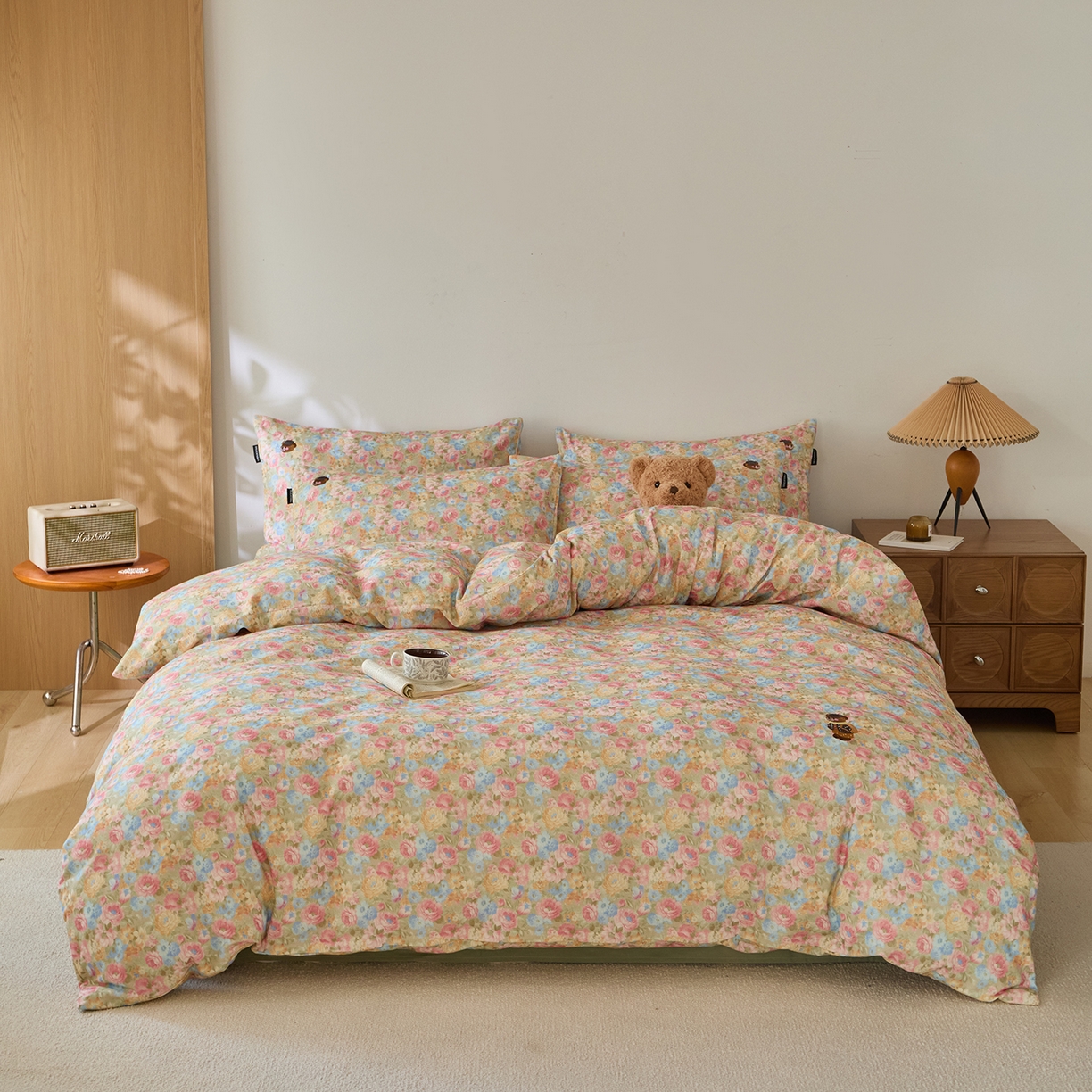 91家纺网 家纺一手货源 找家纺 （总）蓝邻家纺 2025新款全棉磨毛刺绣四件套-小熊油画风系列