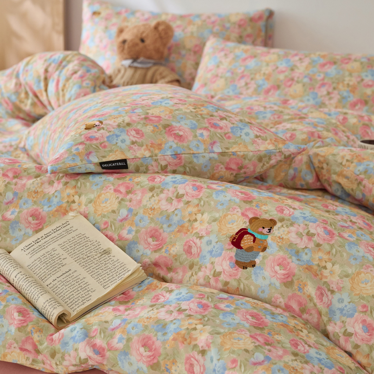 91家纺网 家纺一手货源 找家纺 （总）蓝邻家纺 2025新款全棉磨毛刺绣四件套-小熊油画风系列