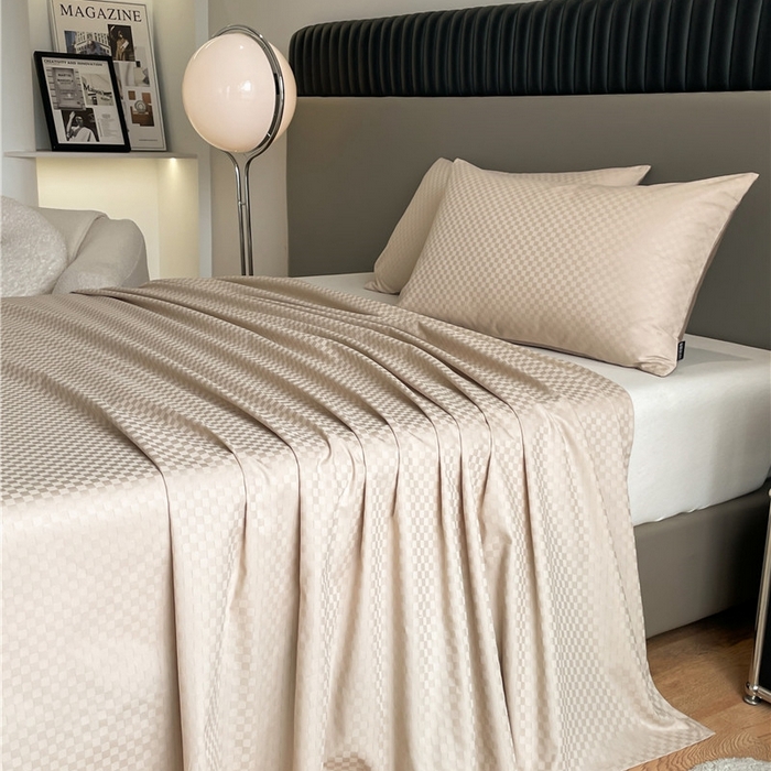 91家纺网 家纺一手货源 找家纺 琪格格纺织 2025新款60S长绒棉纯棉小方格单床单-单床笠 杏仁-60S新疆长绒棉