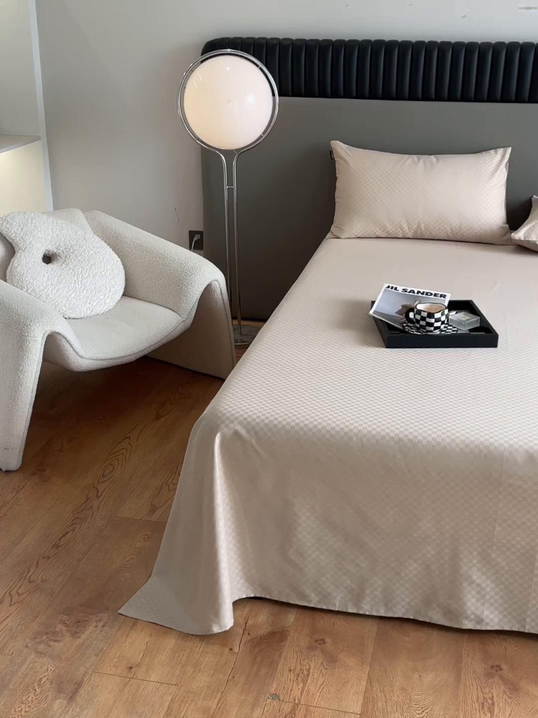 91家纺网 家纺一手货源 找家纺 琪格格纺织 2025新款60S长绒棉纯棉小方格单床单-单床笠 杏仁-60S新疆长绒棉