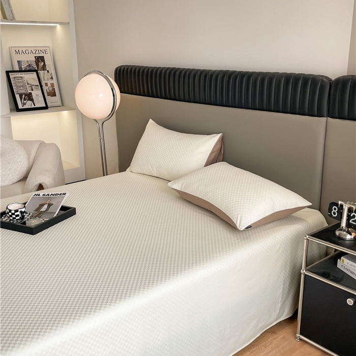 91家纺网 家纺一手货源 找家纺 琪格格纺织 2025新款60S长绒棉纯棉小方格单床单-单床笠 奶昔白-60S新疆长绒棉