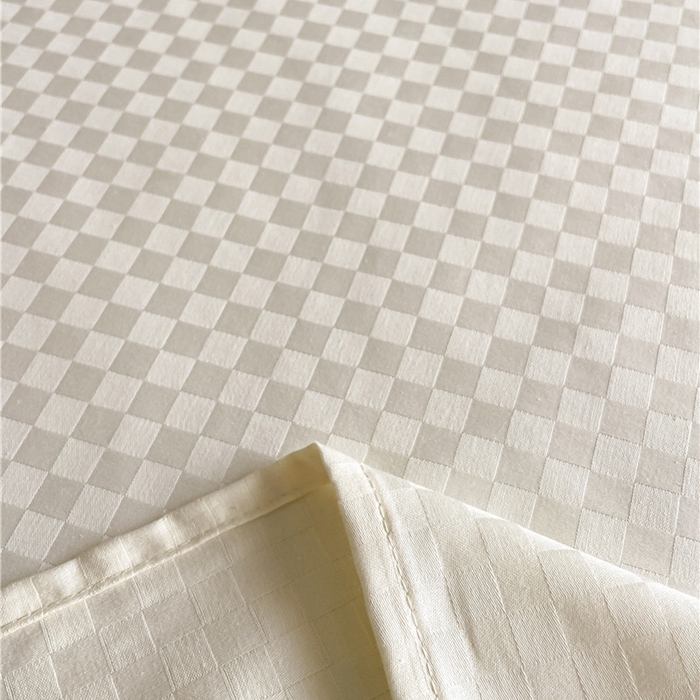 91家纺网 家纺一手货源 找家纺 琪格格纺织 2025新款60S长绒棉纯棉小方格单床单-单床笠 奶昔白-60S新疆长绒棉