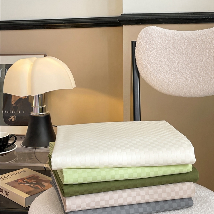 91家纺网 家纺一手货源 找家纺 琪格格纺织 2025新款60S长绒棉纯棉小方格单床单-单床笠 组合图仅供展示不可下单