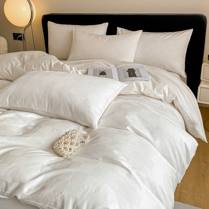 91家纺网 家纺一手货源 找家纺 （总）琪格格纺织 2025新款60S长绒棉纯棉小方格四件套单被套