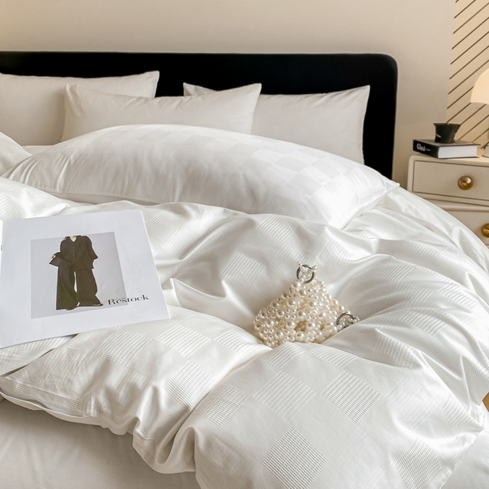 91家纺网 家纺一手货源 找家纺 （总）琪格格纺织 2025新款60S长绒棉纯棉小方格四件套单被套