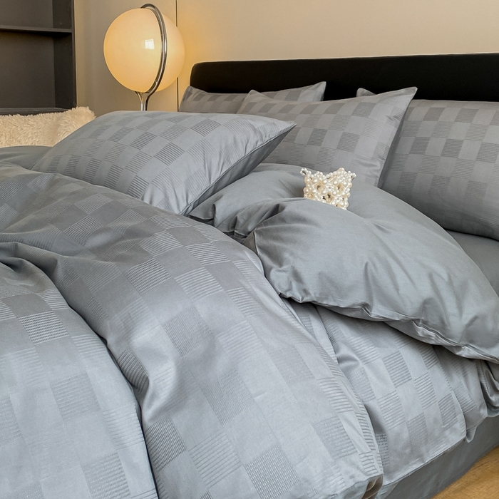 91家纺网 家纺一手货源 找家纺 （总）琪格格纺织 2025新款60S长绒棉纯棉小方格四件套单被套