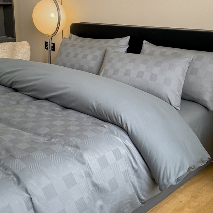 91家纺网 家纺一手货源 找家纺 琪格格纺织 2025新款60S长绒棉纯棉小方格四件套单被套 60长绒棉 简格深灰