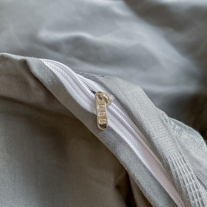 91家纺网 家纺一手货源 找家纺 琪格格纺织 2025新款60S长绒棉纯棉小方格四件套单被套 60长绒棉 简格深灰