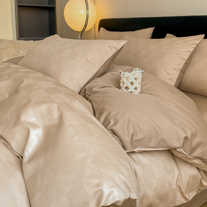 91家纺网 家纺一手货源 找家纺 琪格格纺织 2025新款60S长绒棉纯棉小方格四件套单被套 60长绒棉 简格亚麻棕