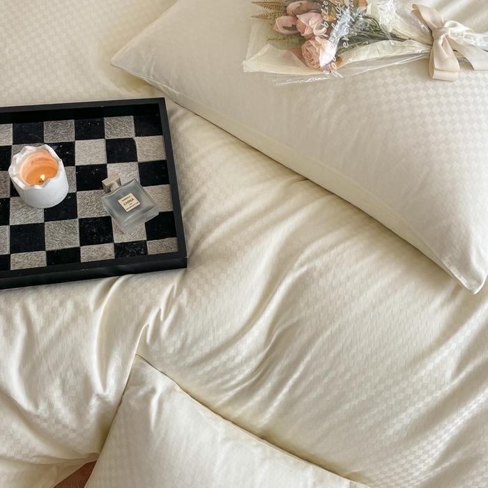 91家纺网 家纺一手货源 找家纺 琪格格纺织 2025新款60S长绒棉纯棉小方格四件套单被套 60长绒棉-奶昔白