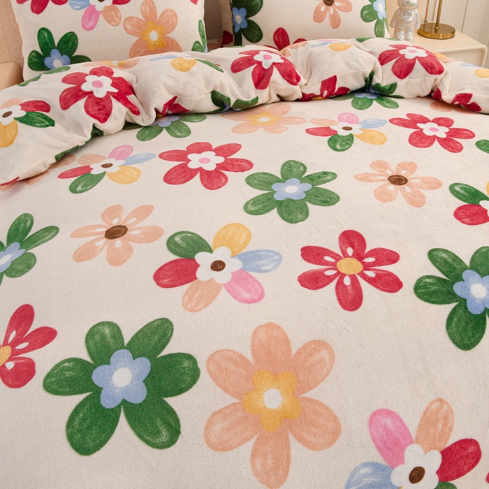 91家纺网 家纺一手货源 找家纺 （总）圣靓 2025新款高克重牛奶绒四件套印花床裙款