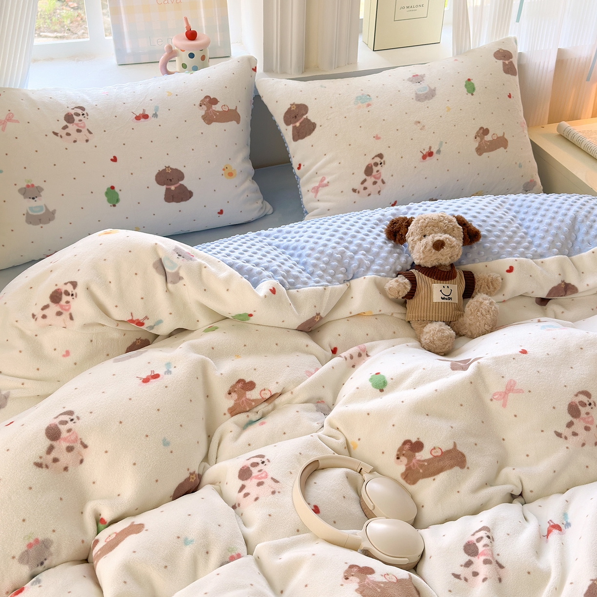 91家纺网 家纺一手货源 找家纺 星期八 2025新款卡通大版牛奶绒豆豆绒数码印花四件套 汪汪队