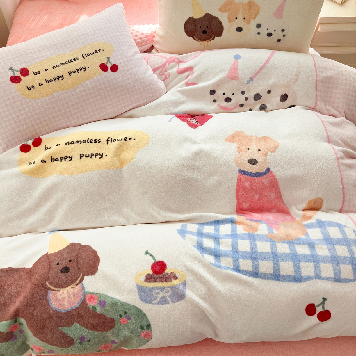 91家纺网 家纺一手货源 找家纺 星期八 2025新款卡通大版牛奶绒豆豆绒数码印花四件套 油画小狗