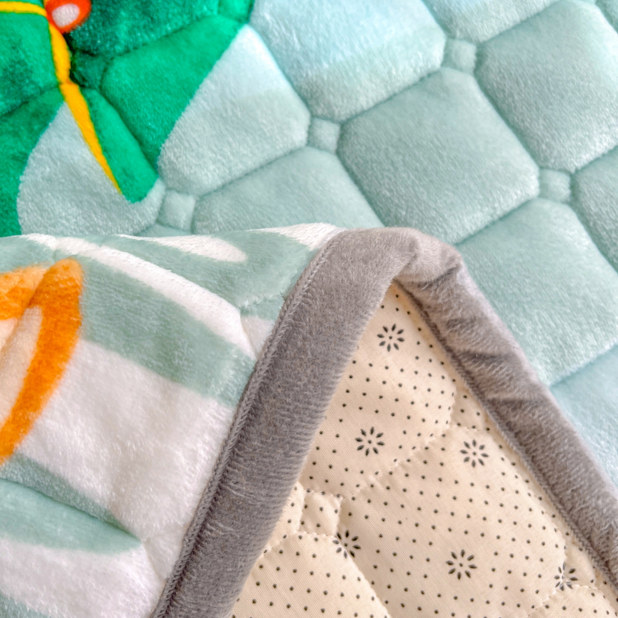 91家纺网 家纺一手货源 找家纺 小叮当家纺仓储工厂店 2025新款牛奶绒夹棉印花床垫床护垫大床图 绒床垫-圣诞小鹿绿色