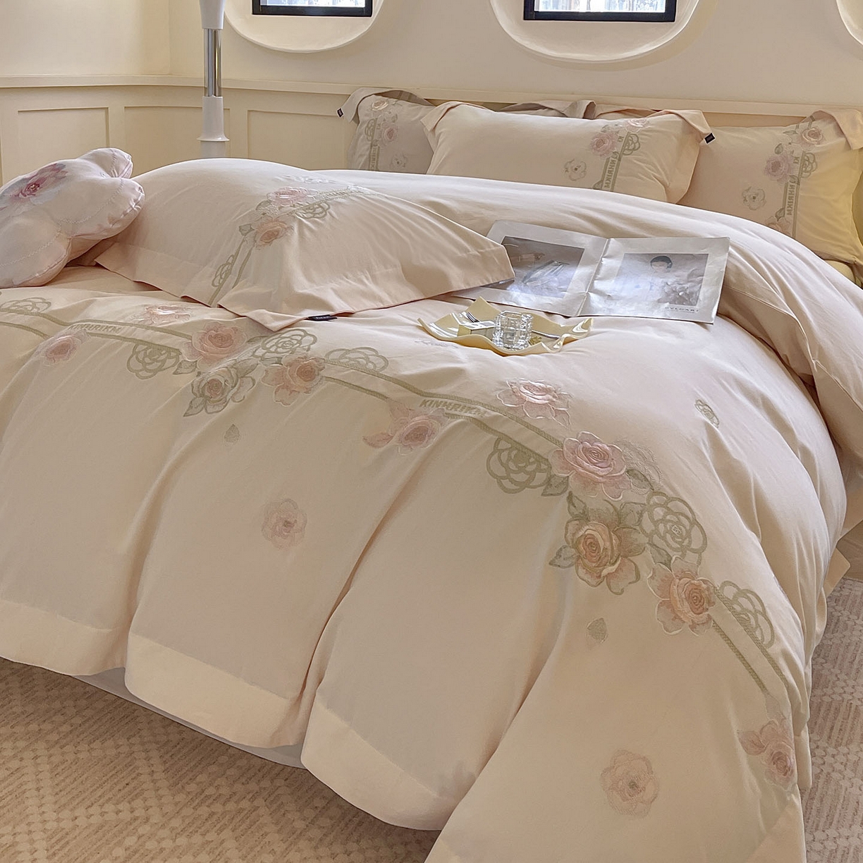 91家纺网 家纺一手货源 找家纺 （总） 秋冬季爆款A类加厚保暖全棉磨毛四件套纯棉被套重工刺绣床笠款轻奢高端床上用品