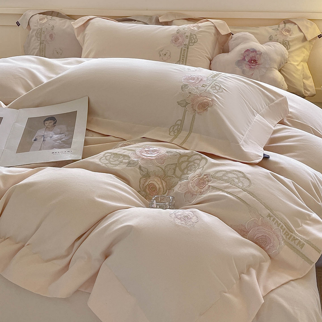 91家纺网 家纺一手货源 找家纺 （总） 秋冬季爆款A类加厚保暖全棉磨毛四件套纯棉被套重工刺绣床笠款轻奢高端床上用品