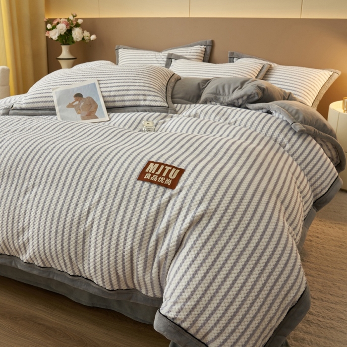 91家纺网 家纺一手货源 找家纺 （总）晨曦家纺 2025新款加厚贝贝绒牛奶绒四件套（暖光）