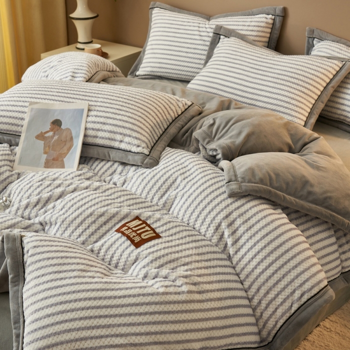 91家纺网 家纺一手货源 找家纺 （总）晨曦家纺 2025新款加厚贝贝绒牛奶绒四件套（暖光）