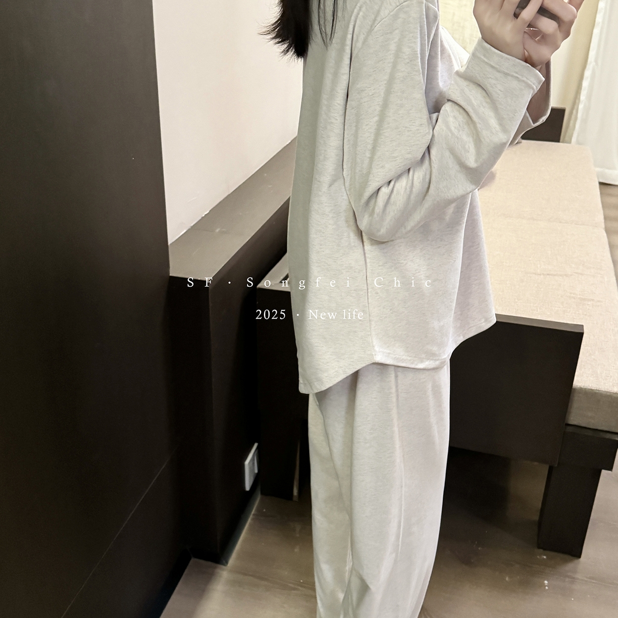 91家纺网 家纺一手货源 找家纺 妍景家居生活馆 2025新款D-3734 自带胸垫款纯色圆领款 米灰