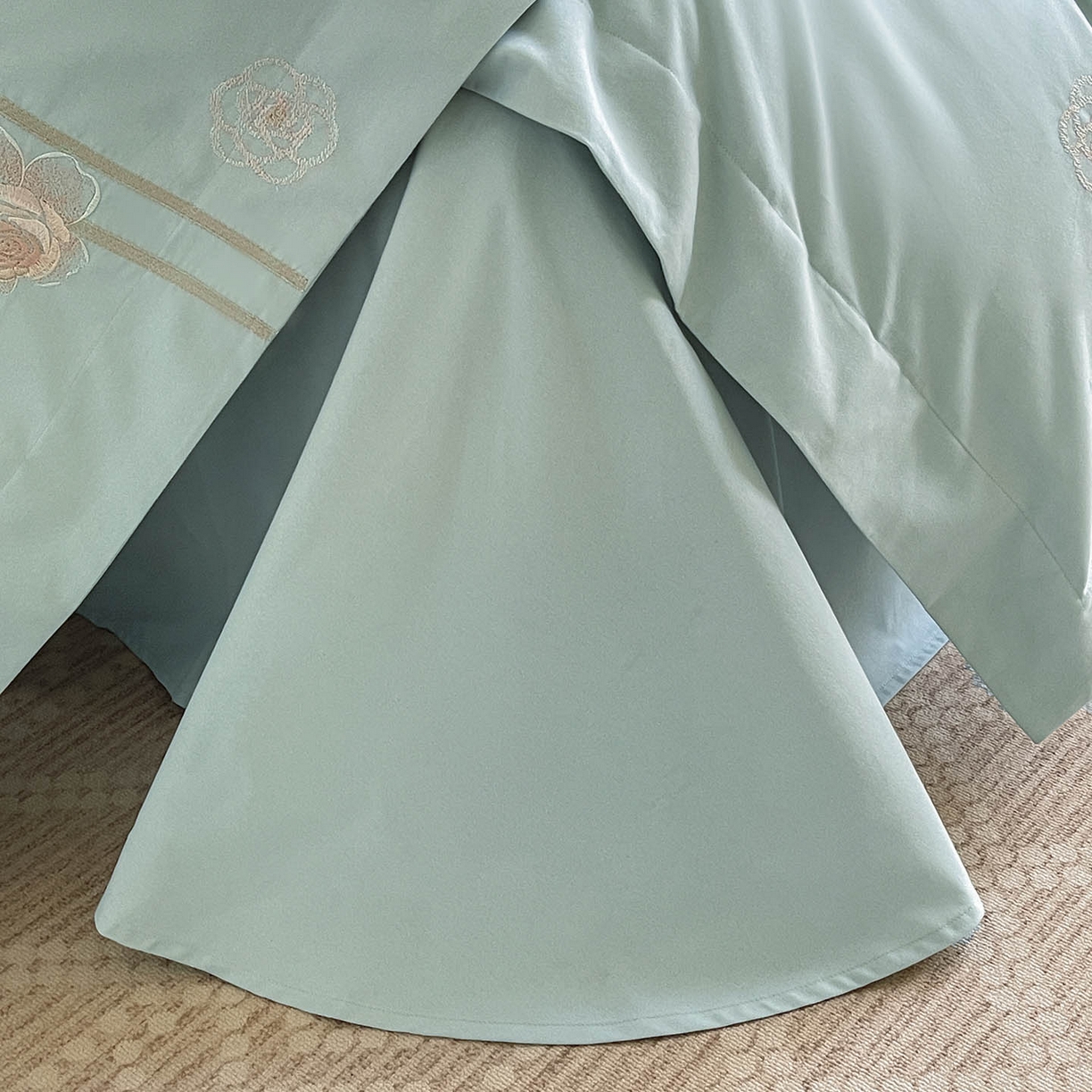 91家纺网 家纺一手货源 找家纺  秋冬季爆款A类加厚保暖全棉磨毛四件套纯棉被套重工刺绣床笠款轻奢高端床上用品 温莎-茶绿