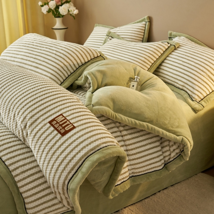 91家纺网 家纺一手货源 找家纺 （总）晨曦家纺 2025新款加厚贝贝绒牛奶绒四件套（暖光）