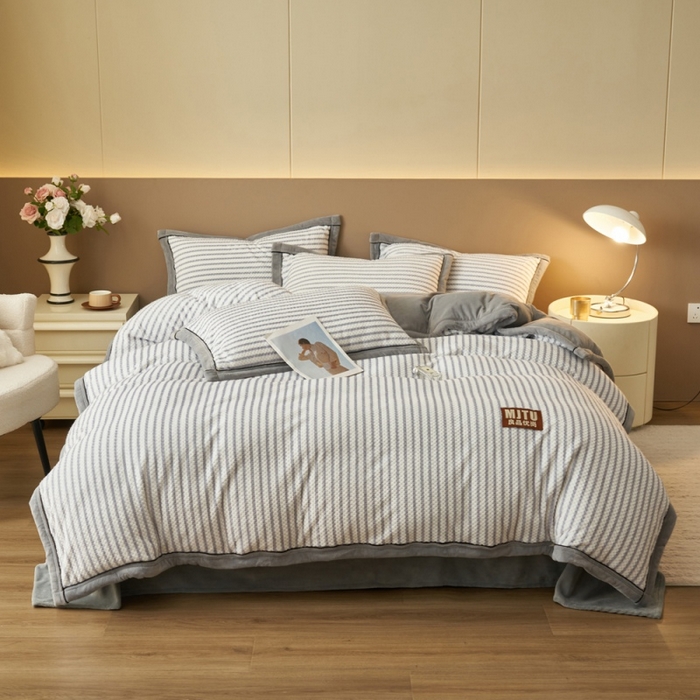 91家纺网 家纺一手货源 找家纺 晨曦家纺 2025新款加厚贝贝绒牛奶绒四件套（暖光） 贝贝绒-典雅灰