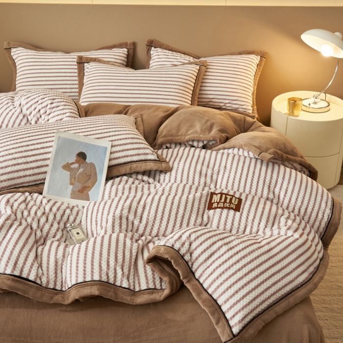 91家纺网 家纺一手货源 找家纺 晨曦家纺 2025新款加厚贝贝绒牛奶绒四件套（暖光） 贝贝绒-卡布奇诺咖