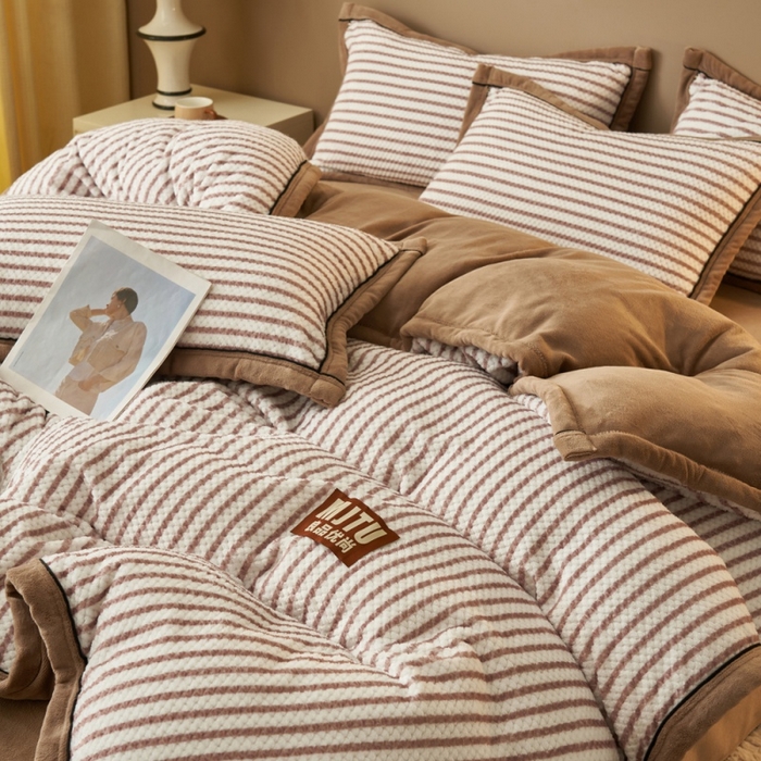 91家纺网 家纺一手货源 找家纺 晨曦家纺 2025新款加厚贝贝绒牛奶绒四件套（暖光） 贝贝绒-卡布奇诺咖