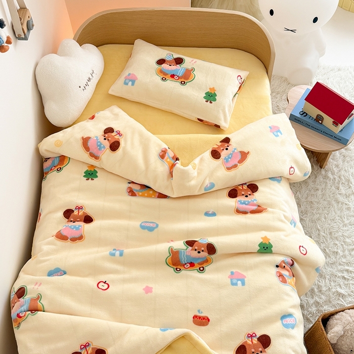 91家纺网 家纺一手货源 找家纺 （总）嗨生活 2025新款牛奶绒多功能儿童盖毯式可脱卸被套大豆被芯幼儿园被子 儿童被子