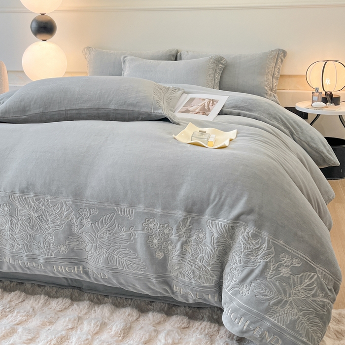 91家纺网 家纺一手货源 找家纺 （总）绒掌柜 2025新款冬季消光级柔滑细腻刺绣牛奶绒四件套（品质版权有买家秀）—清悦系列