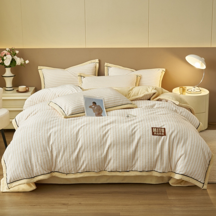 91家纺网 家纺一手货源 找家纺 晨曦家纺 2025新款加厚贝贝绒牛奶绒四件套（暖光） 贝贝绒-奶黄