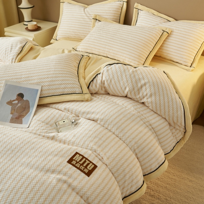 91家纺网 家纺一手货源 找家纺 晨曦家纺 2025新款加厚贝贝绒牛奶绒四件套（暖光） 贝贝绒-奶黄