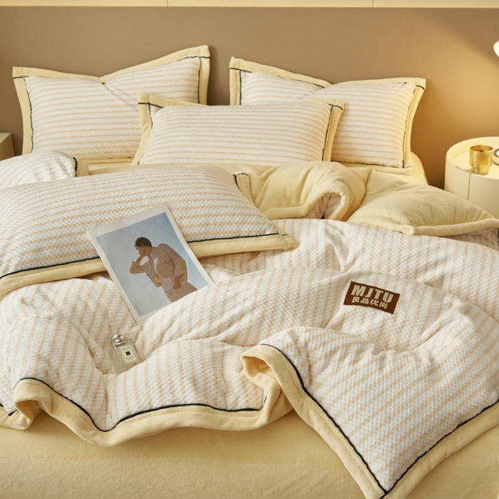 91家纺网 家纺一手货源 找家纺 晨曦家纺 2025新款加厚贝贝绒牛奶绒四件套（暖光） 贝贝绒-奶黄