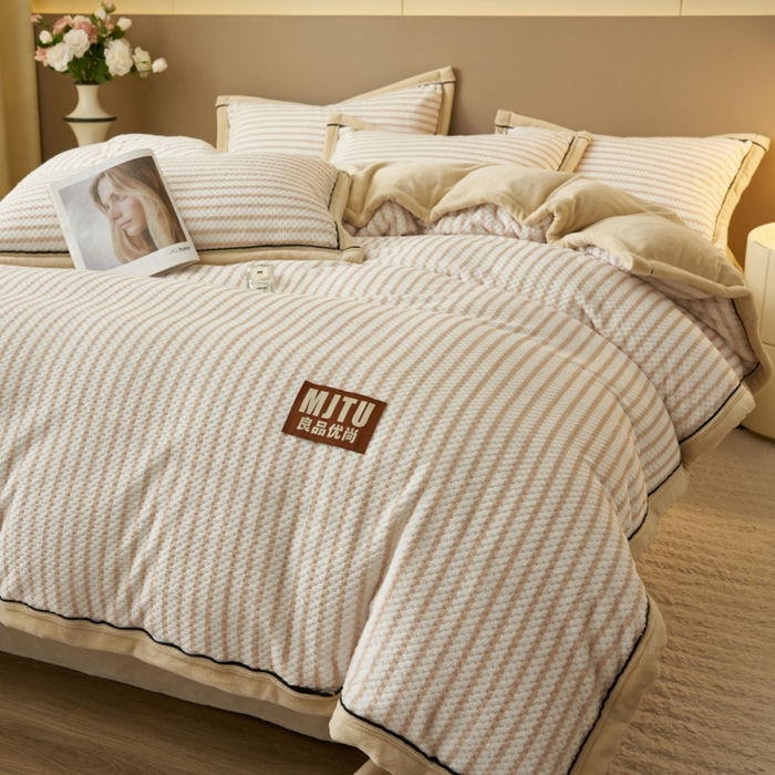 91家纺网 家纺一手货源 找家纺 晨曦家纺 2025新款加厚贝贝绒牛奶绒四件套（暖光） 贝贝绒-奶咖