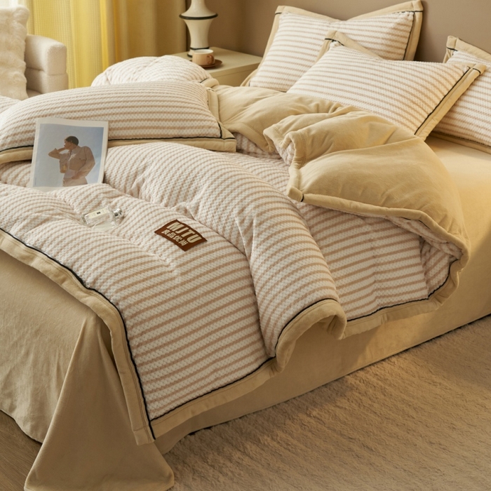 91家纺网 家纺一手货源 找家纺 晨曦家纺 2025新款加厚贝贝绒牛奶绒四件套（暖光） 贝贝绒-奶咖